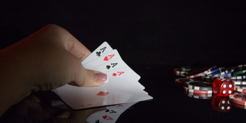Game bài Poker và những điều cần biết 